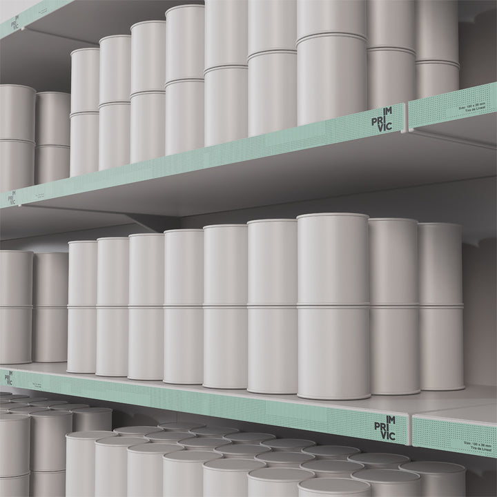 Tira lineal de PLV con publicidad impresa, fácil de colocar en estanterías para destacar productos.