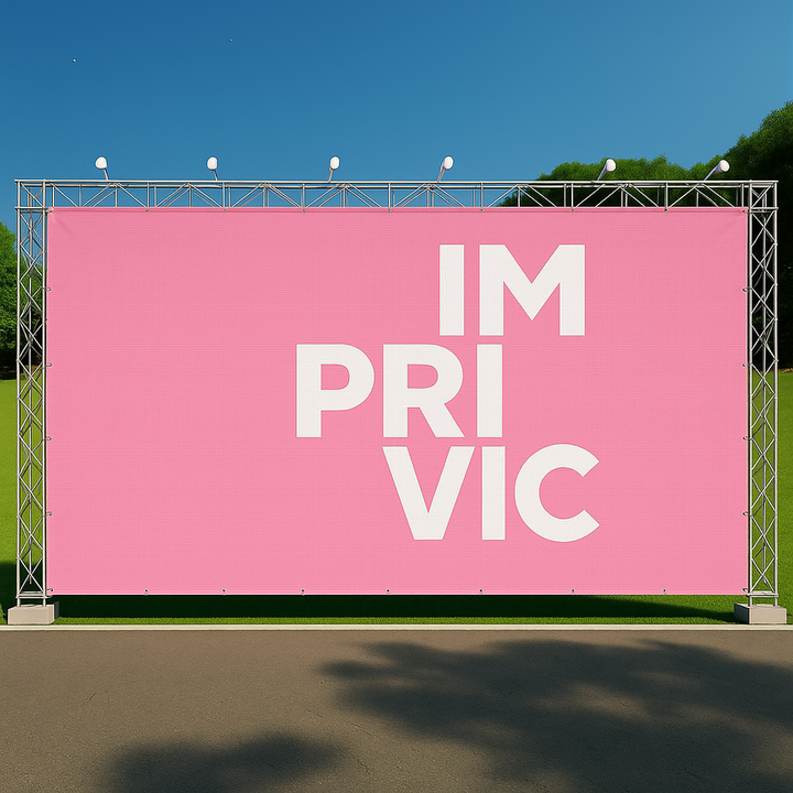 Lona frontlit personalizada impresa en gran formato para publicidad exterior.