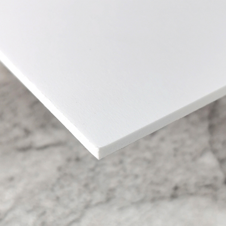 Panel de PVC rígido de 5 mm, ideal para impresión y señalización.