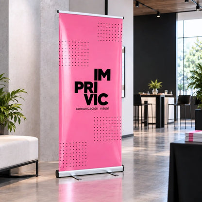 Roll up 85x200 cm personalizado en el vestíbulo de una oficina